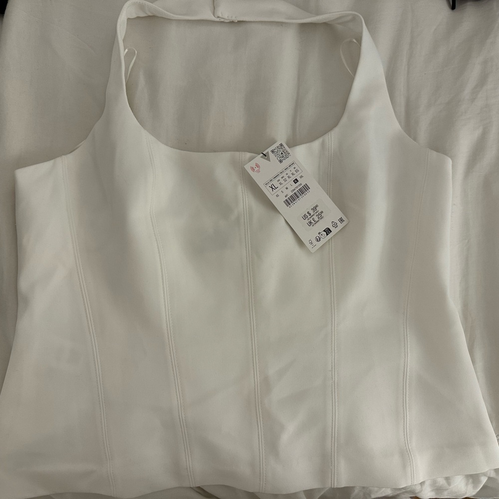 NWT Zara white halter top - never worn brand new